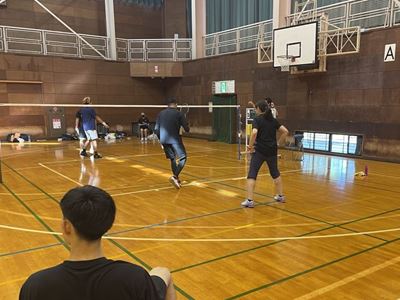 第2回鶯バドミントン大会（2025年10月12日開催）試合風景3｜越谷市バドミントン