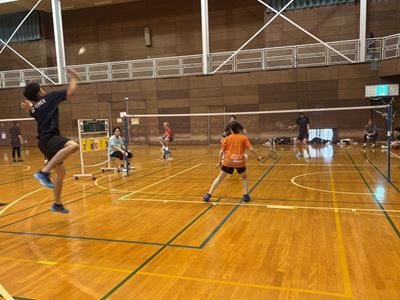 第2回鶯バドミントン大会（2025年10月12日開催）試合風景6｜越谷市バドミントン