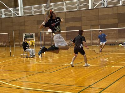 第2回鶯バドミントン大会（2025年10月12日開催）試合風景14｜越谷市バドミントン